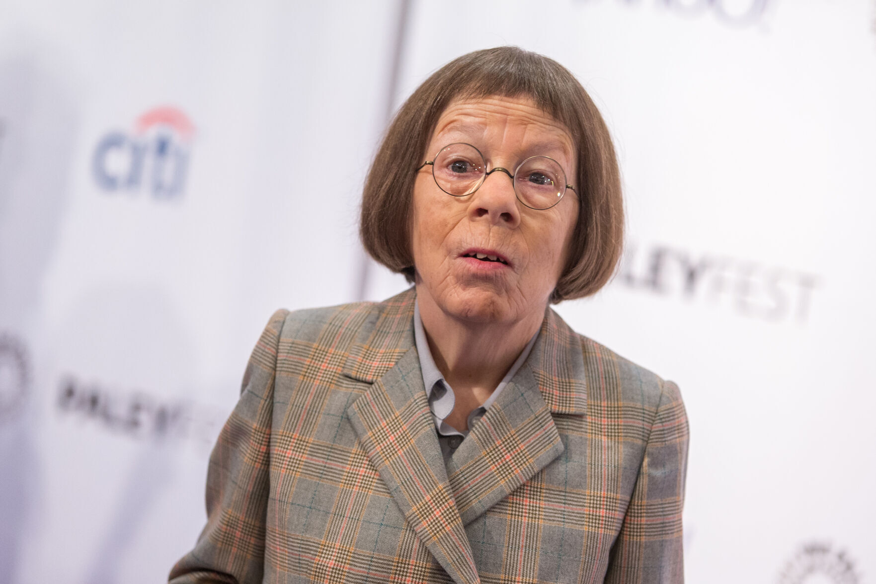Linda Hunt